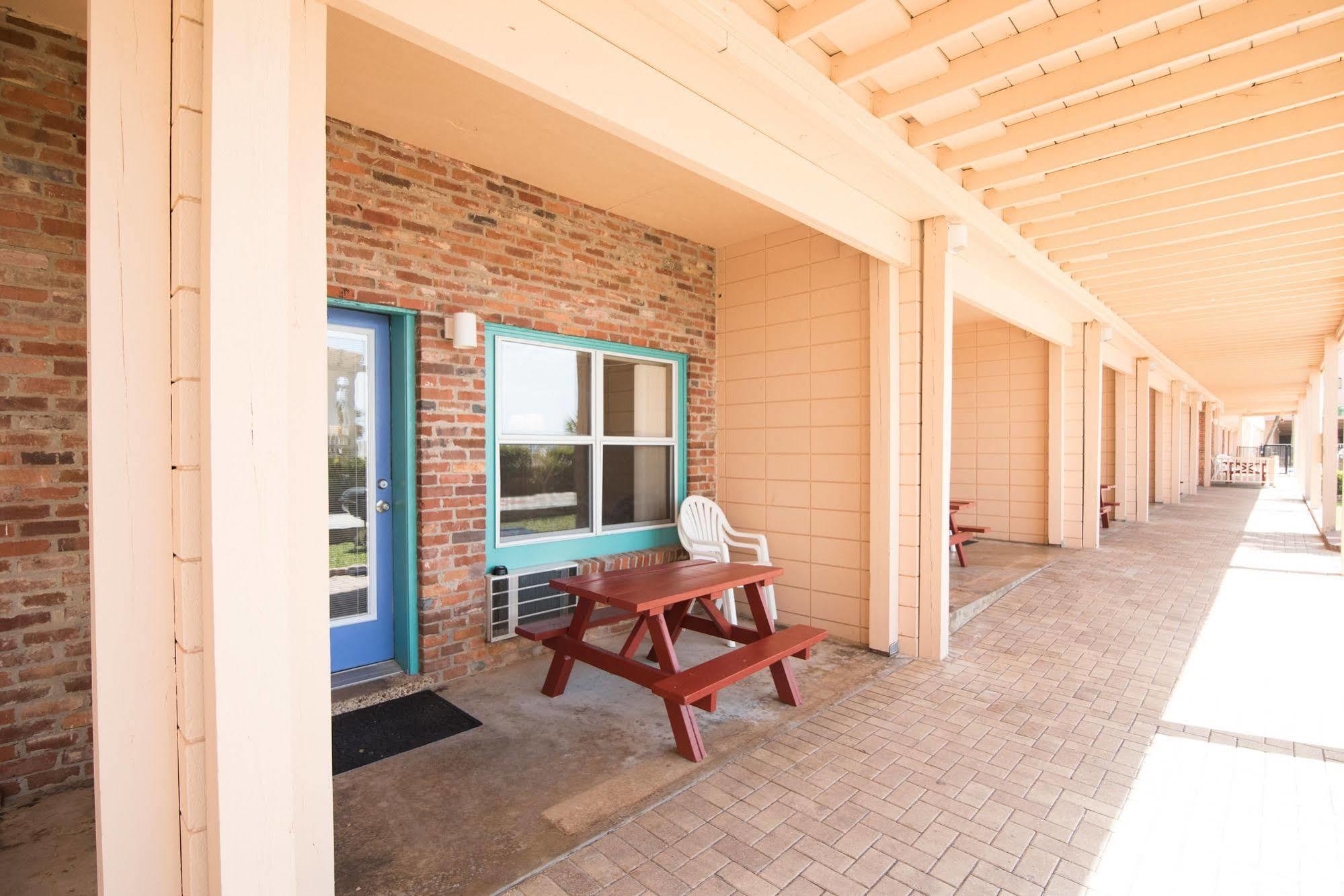 The Driftwood Lodge Panama City Beach Bagian luar foto